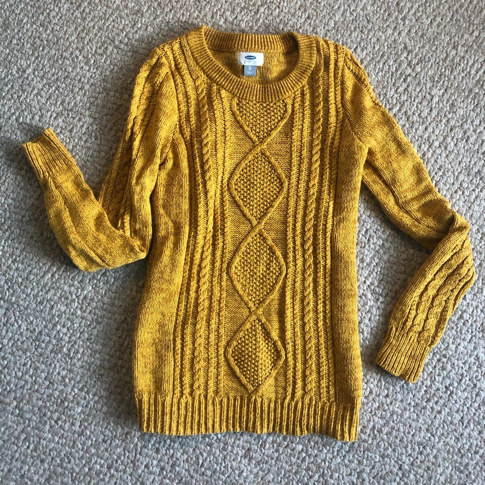 Old Navy sweater